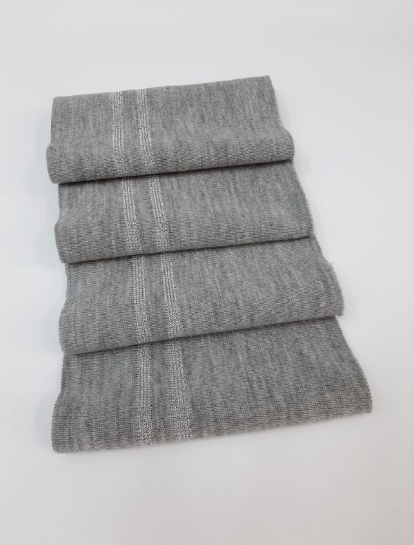 Дов'яз-манжет 16х100см св.сірий меланж+2 смужки срібло Акрил подвійний