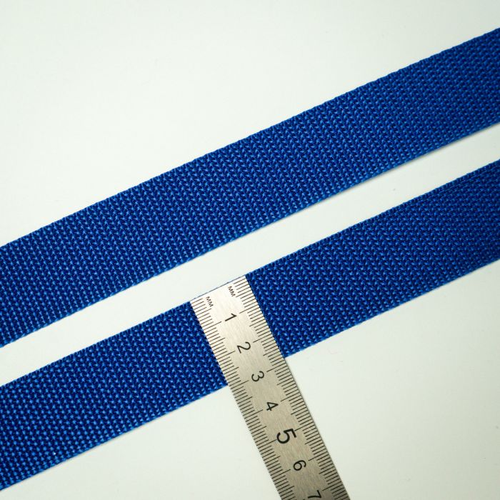 Тесьма ременная 30 мм электрик 50 м